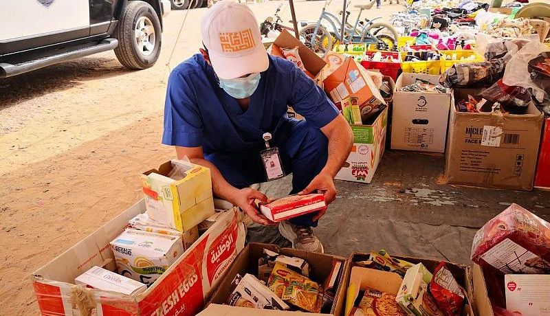 ضبط 6 أطنان مواد غذائية منتهية الصلاحية في بريدة
