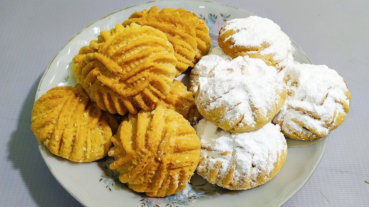 رائحة كعك العيد تتصاعد من مخابز نابلس

