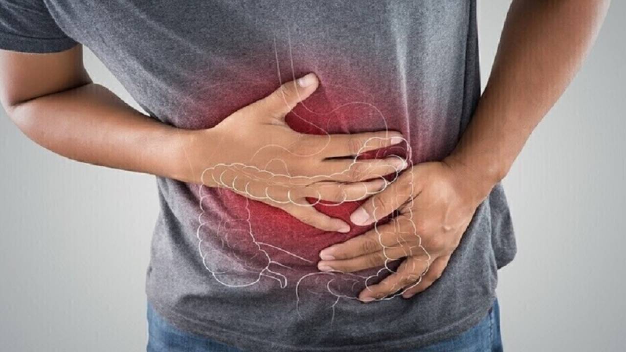 استشاري: 8 أسباب لتهيّج القولون العصبي منها التدخين 
