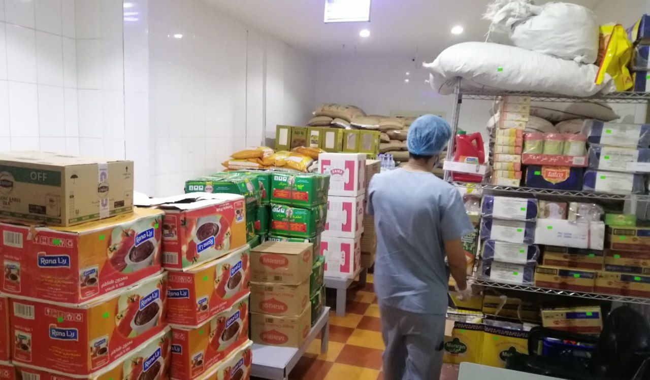 بلدية العزيزية تكثف جولاتها الرقابية على المطاعم
