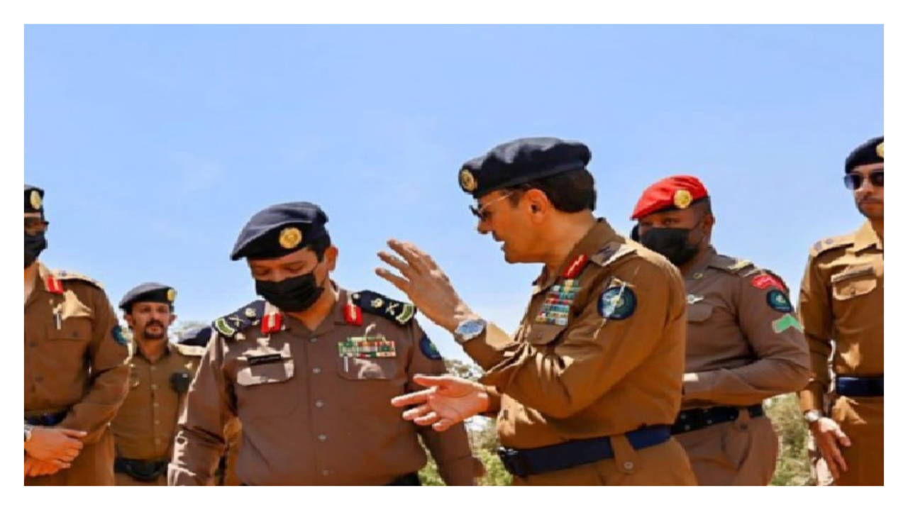 مدير عام الدفاع المدني بالطائف يتفقد عمليات مباشرة حريق وادي ضيم
