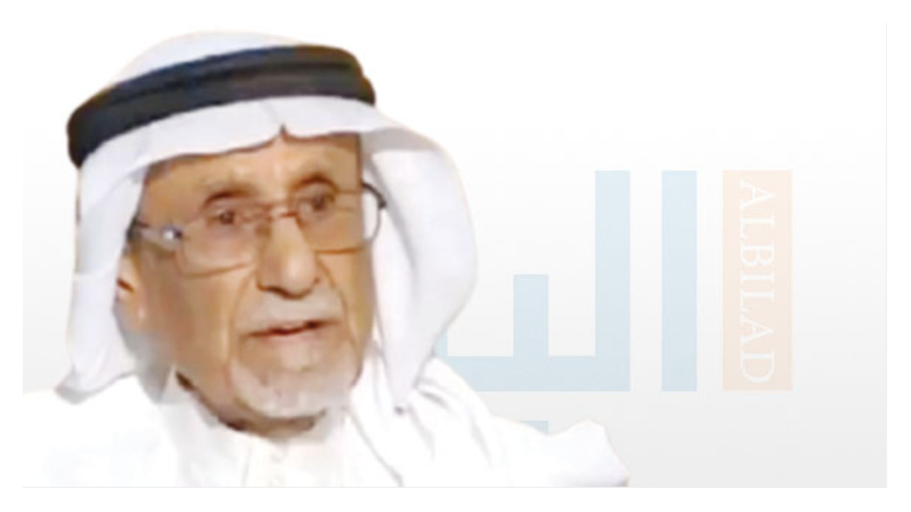 بالفيديو.. مؤرخ يكشف ردة فعل الناس عند بداية استخدام الميكروفون بالرياض
