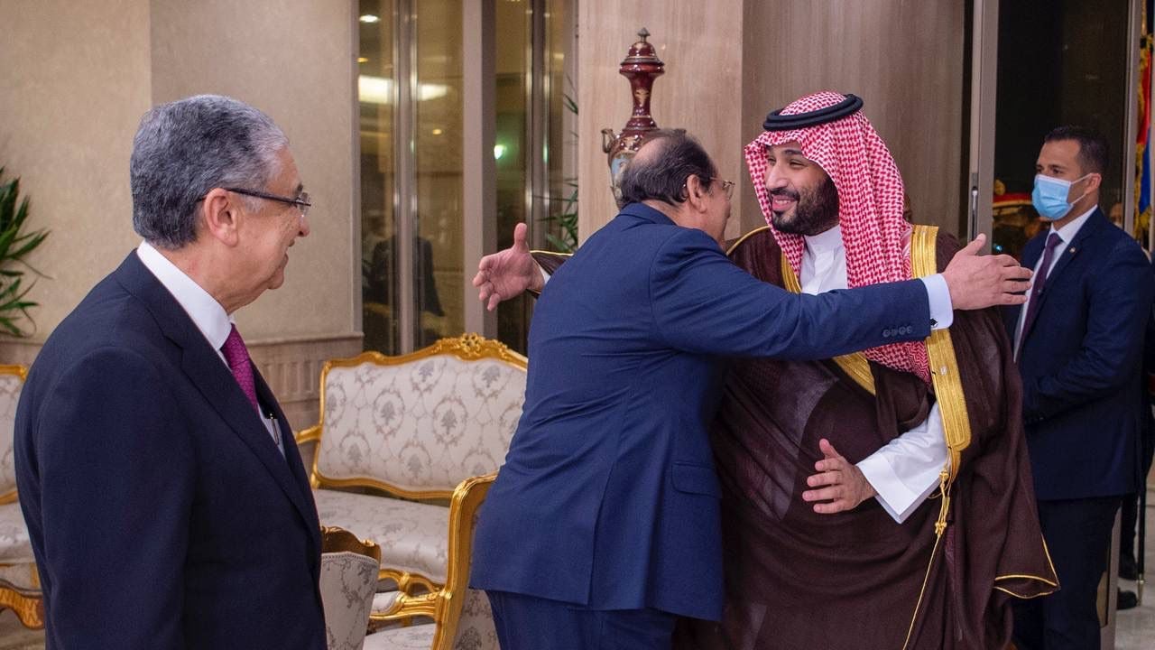 برلماني مصري سابق عن زيارة ولي العهد: هناك تنسيق بين القاهرة والرياض لمواجهة النفوذ الإيراني 

