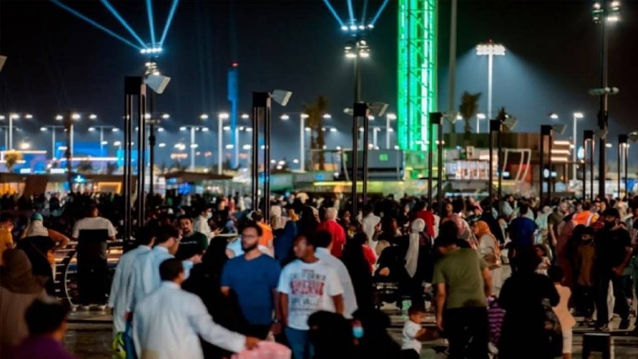 «جدة آرت بروميناد» تشهدُ تنافسَ مشروعاتِ الأسر المنتجة بموسم جدة
