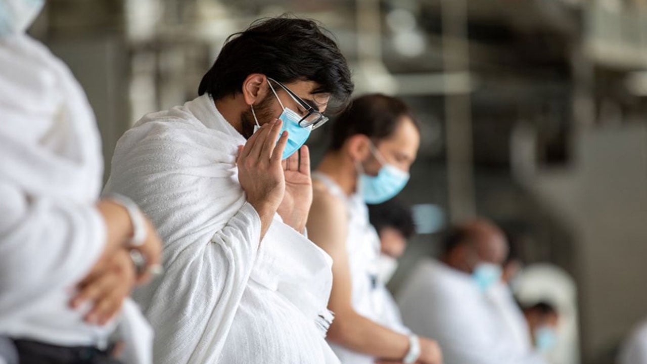 ارتداء الكمامة وتعقيم الحرم 10 مرات.. أبرز إجراءات «شؤون الحرمين» للحفاظ على سلامة الحجاج

