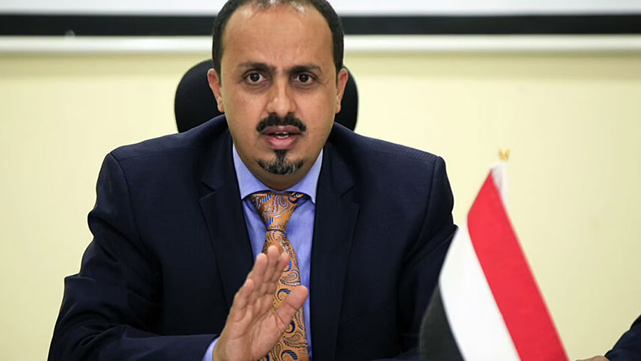 الإرياني: اعتداء الحوثي على طفل نموذج صارخ لوحشية وهمجية المليشيا
