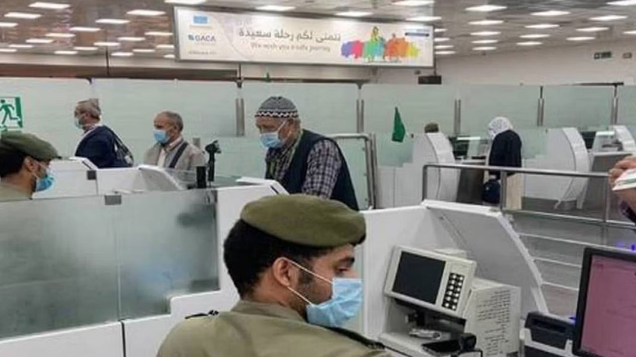 الجوازات: إيقاف الخدمات للمواطن لا يمنعه من السفر 