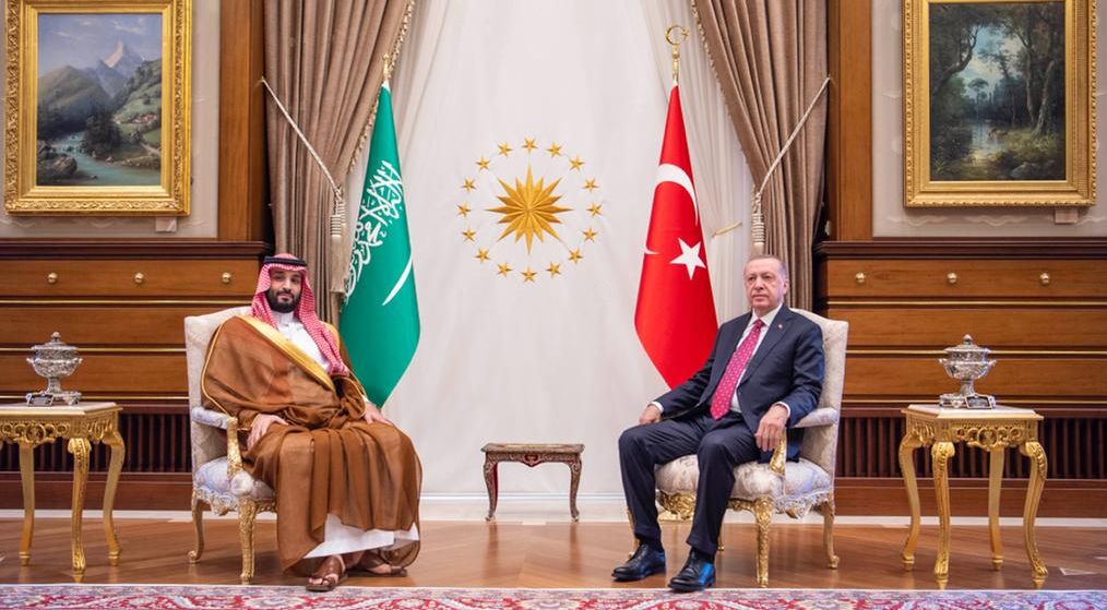 مسؤول بـ«العدالة والتنمية» التركي: نسعى إلى تعزيز العلاقات مع المملكة لأعلى المستويات

