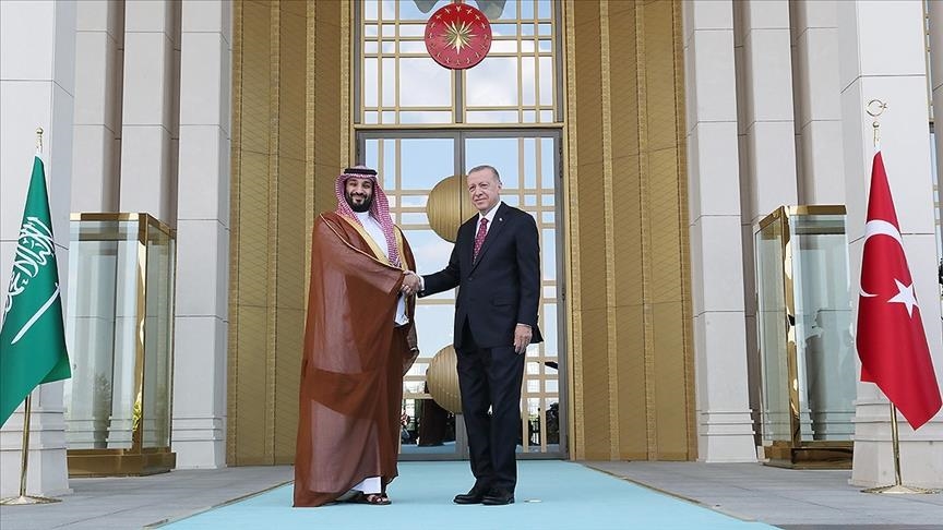  محلل سياسي لـ«عاجل»: لقاء ولي العهد وأردوغان جاء بعد مراجعة شاملة للعلاقات بين البلدين

