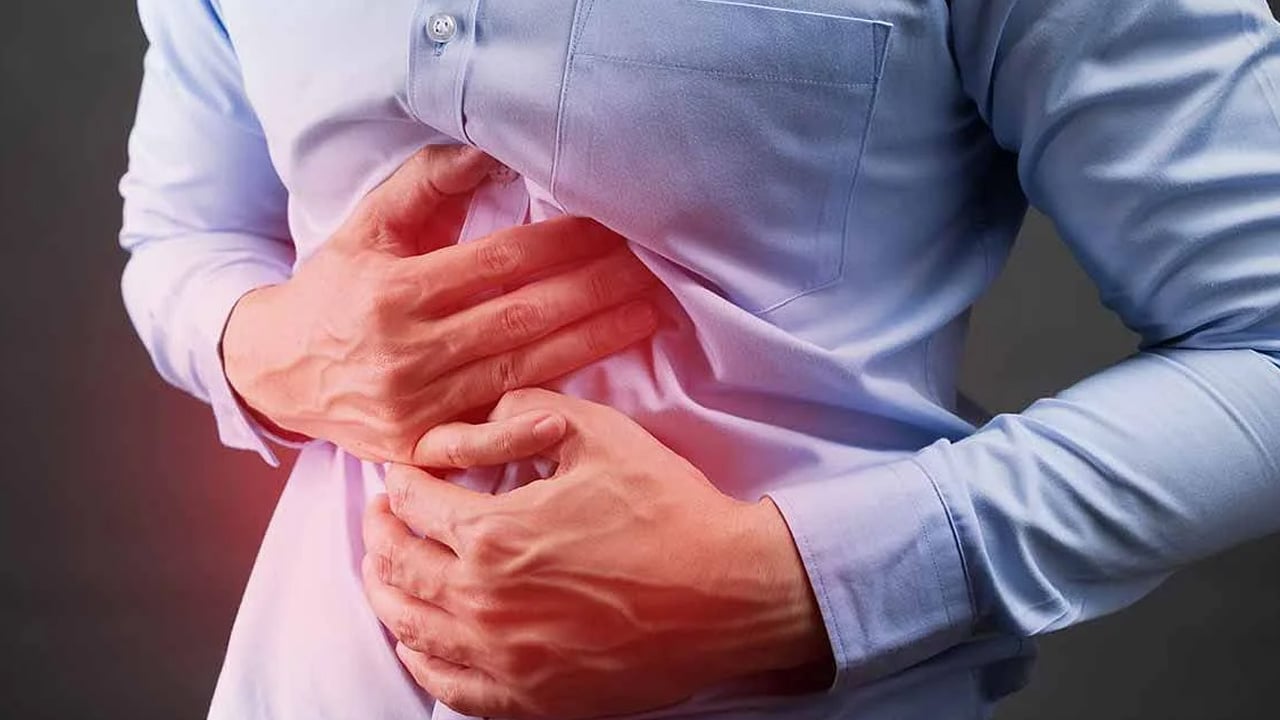 3 أطعمة يجب على مرضى القولون العصبي تجنبها
