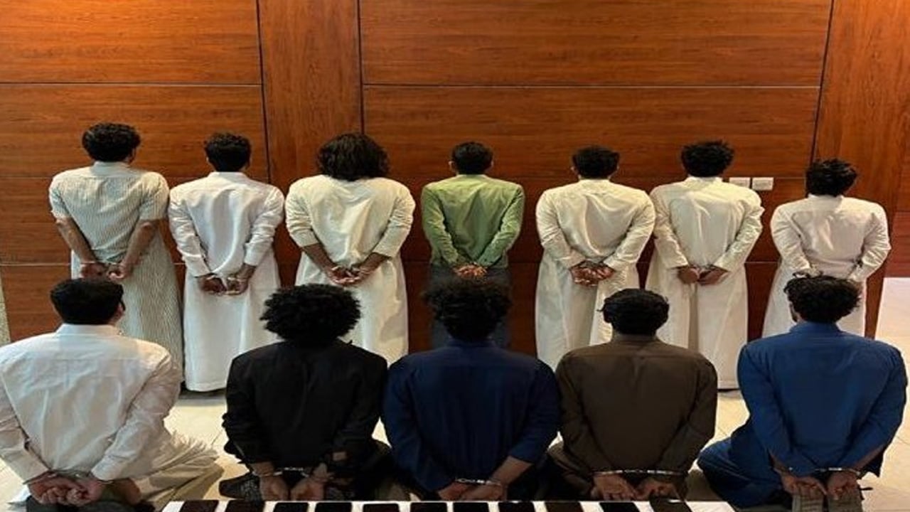 شرطة الرياض تطيح بـ24 وافدًا ومقيمًا لارتكابهم عمليات نصب واحتيال
