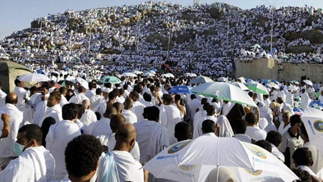وزارة الحج توجه 4 نصائح لحماية ضيوف الرحمن من ضربة الشمس
