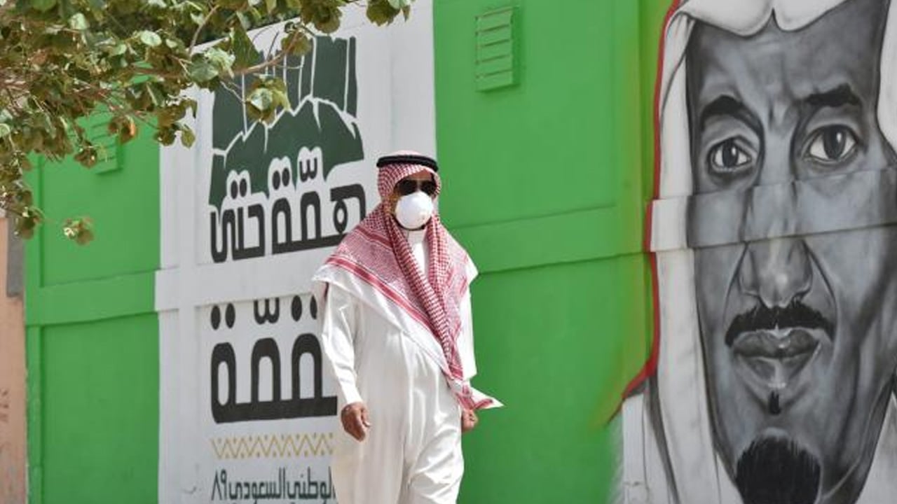 استشاري: رفع قيود كورونا دليل على نجاح المملكة ومواطنيها ومقيميها أمام الوباء
