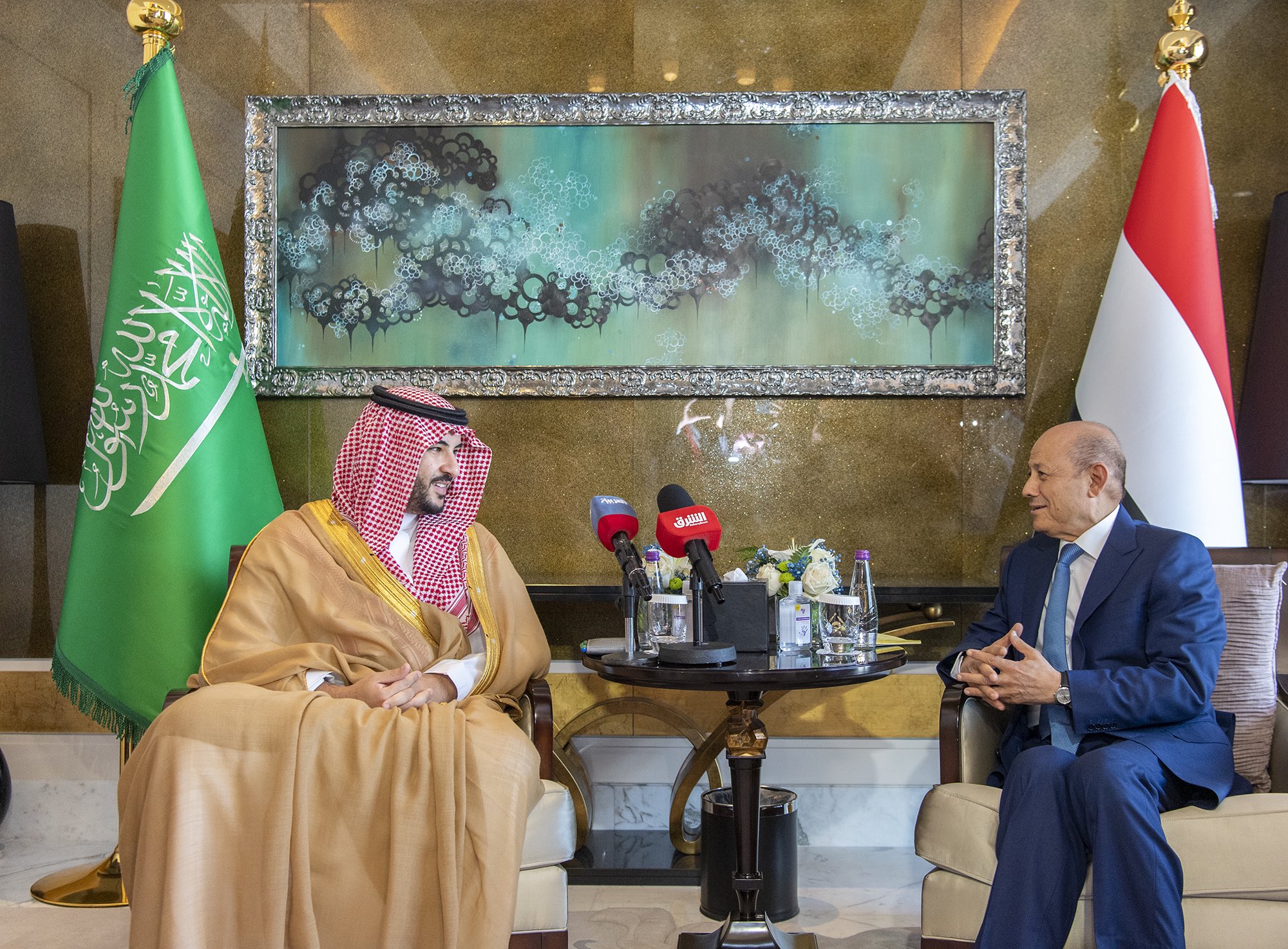 الأمير خالد بن سلمان يعلن عن حزمة مشاريع بـ400 مليون دولار في اليمن

