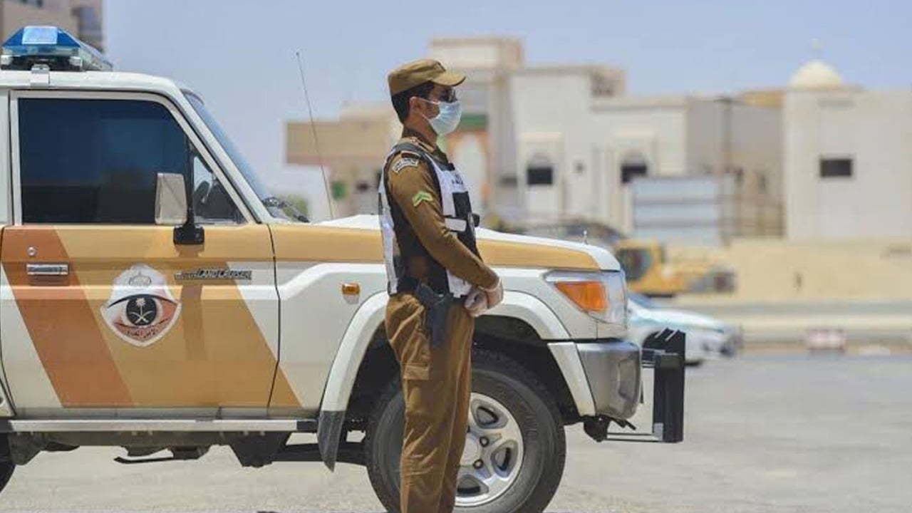 القبض على مقيمَيْن لسرقتهما بطاريات تابعة لإحدى الشركات بالقصيم
