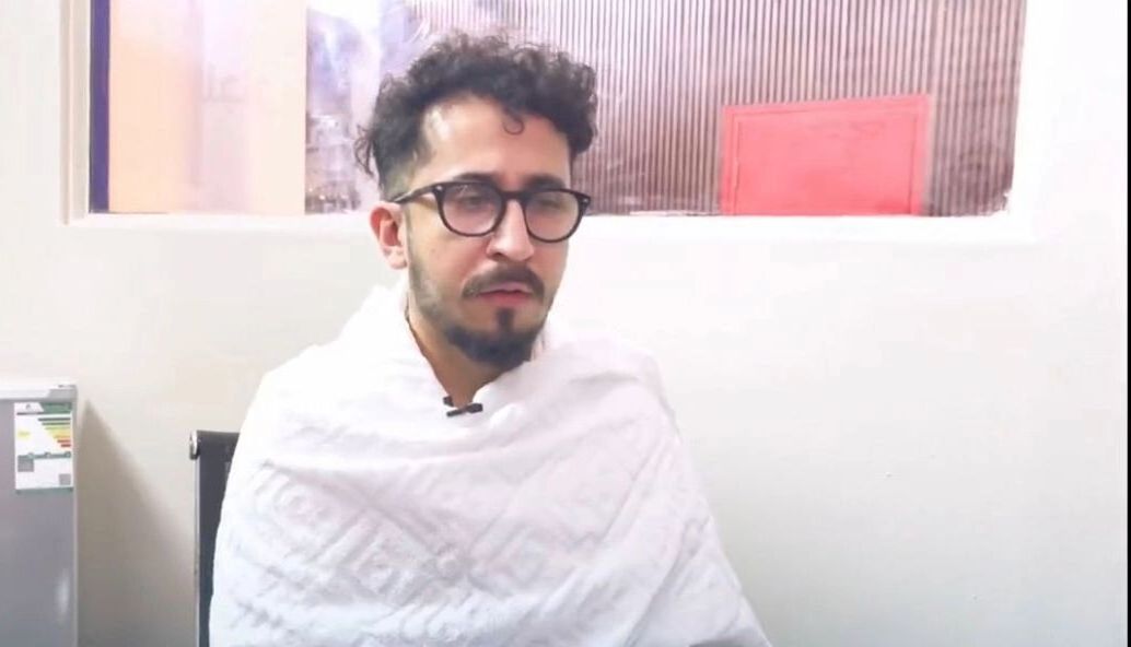 من "اليخاندرو" إلى "بدر".. رحلة عمل تحولت إلى اعتناق الإسلام وأداء فريضة الحج
