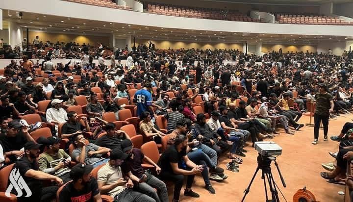 متظاهرو العراق يدخلون في اعتصام مفتوح داخل البرلمان
