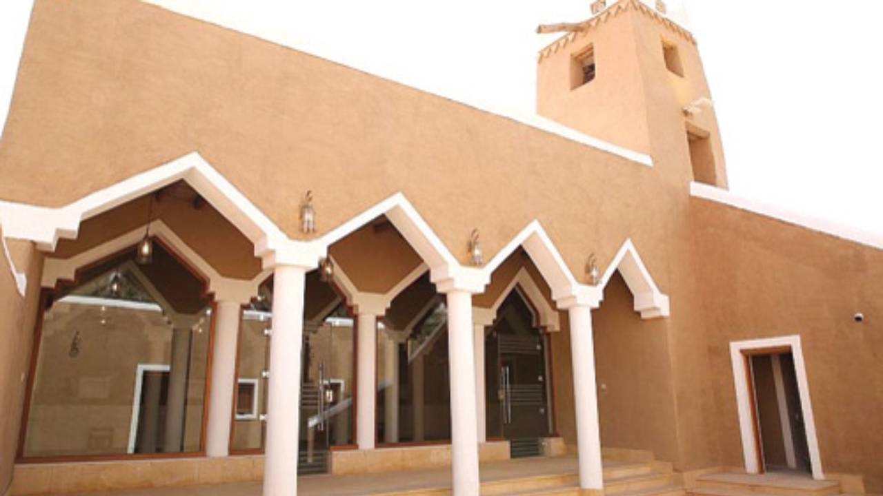 بالفيديو.. قصة تطوير مسجد المنسف التاريخي في الزلفي  