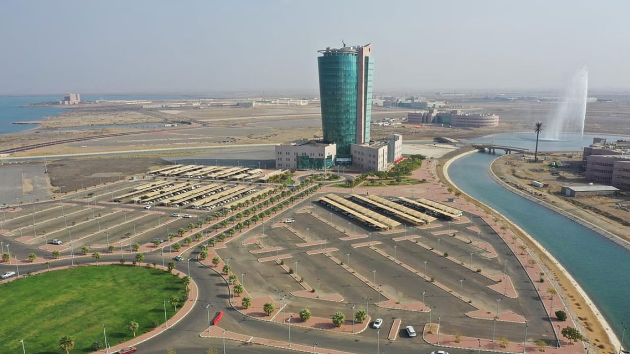  للجنسين ..جامعة جازان تعلن عن وظائف أكاديمية للعمل في عدة مجالات