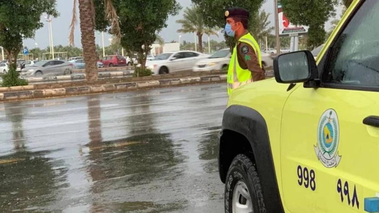 أمطار غزيرة على منطقة الرياض حتى صباح الغد.. والدفاع المدني يحذر