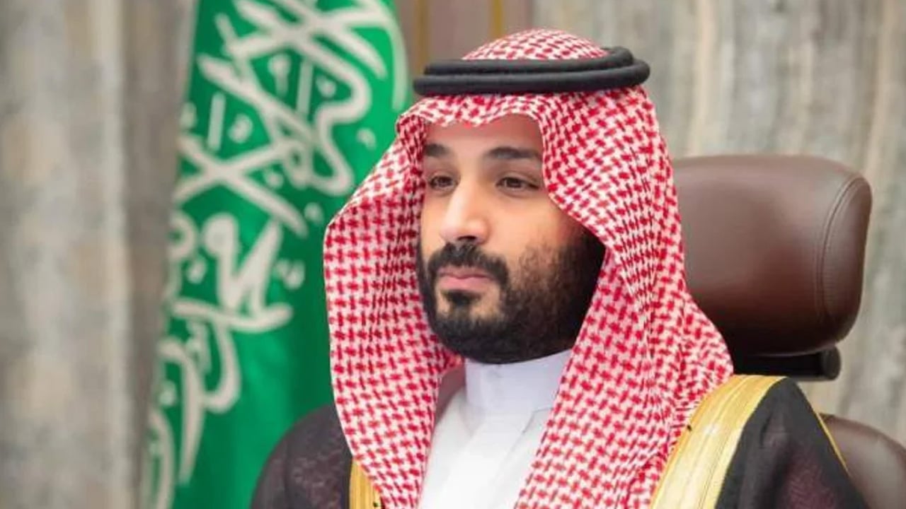  ولي العهد يعلن عن تصاميم «ذا لاين» مدينة المستقبل في نيوم