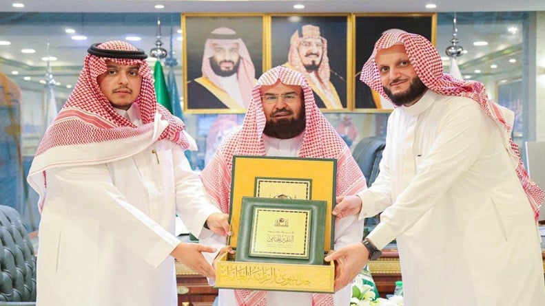 بعد حصول رئاسة الحرمين على «الآيزو».. السديس: يجب تطبيق معايير الجودة عمليًا

