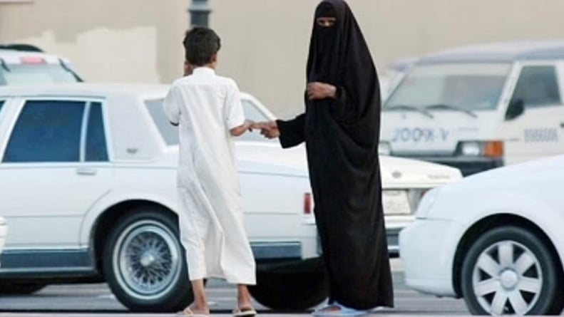 متحدث شرطة الرياض: عقوبات التسول تصل إلى السجن و100 ألف ريال
