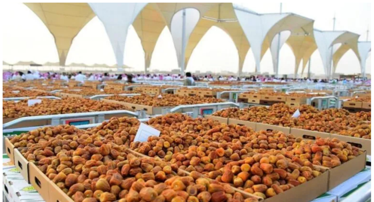 سوق التمور ببريدة يتصدر عمليات البيع والشراء بالأرقام
