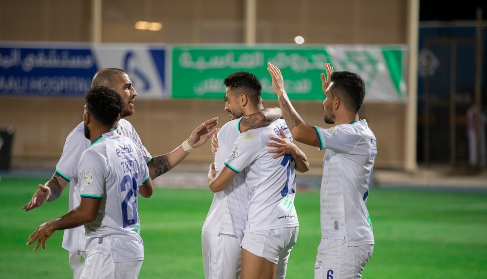 الفتح يقسو على الباطن بخماسية نظيفة في الدوري السعودي