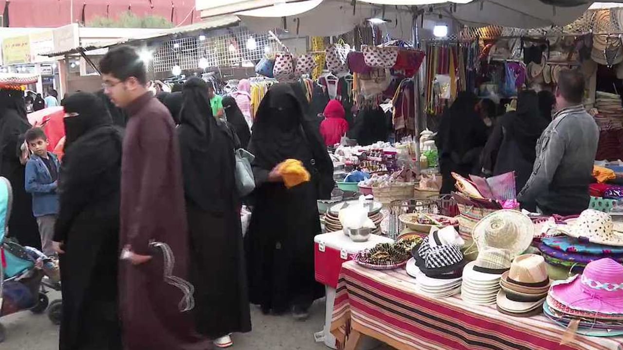 «سوق الثلاثاء».. محفل تجاري واجتماعي في ‎أبها يحافظ على الأنماط التراثية
