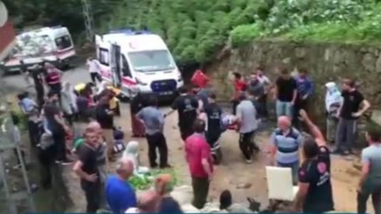 شهود عيان كشفوا عن السبب.. تفاصيل جديدة في حادث انقلاب حافلة السائحين السعوديين بتركيا 