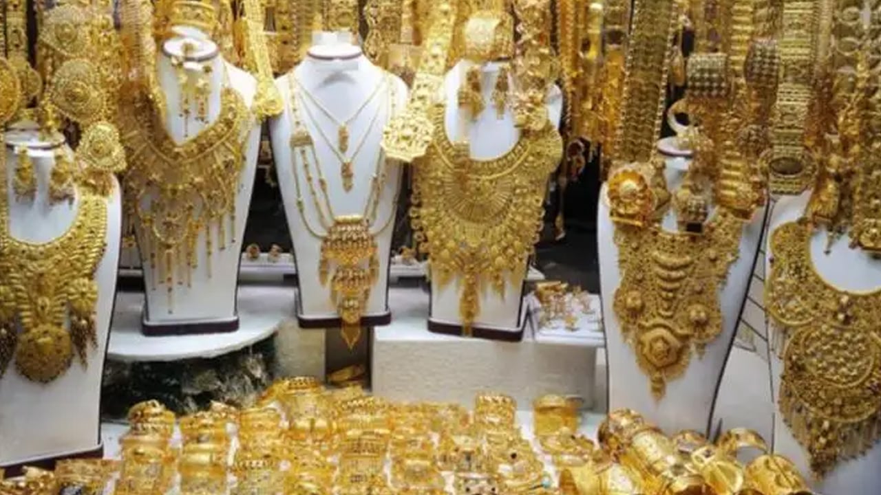 ارتفاع طفيف بأسعار الذهب في السعودية.. وعيار 21 بـ188.62 ريال
