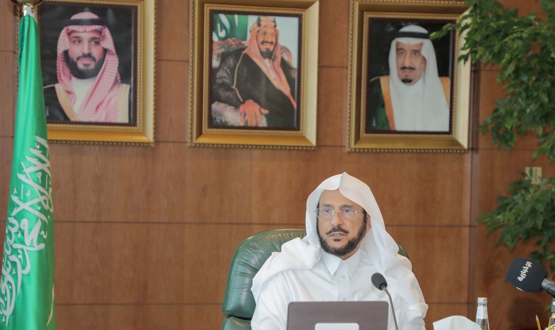 وزير الشؤون الإسلامية لداعيات: تسلحن بالعلم الشرعي وخذن عن العلماء الموثوق بهم
