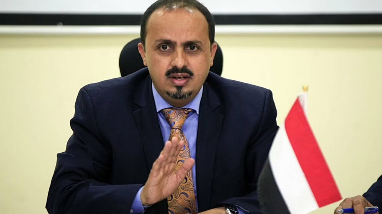 الإرياني: الاصطفاف خلف الشرعية الدستورية طوق النجاة الوحيد لليمنيين
