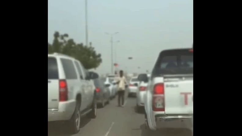 بالفيديو.. ضبط 4 متسولين في منطقة جازان 
