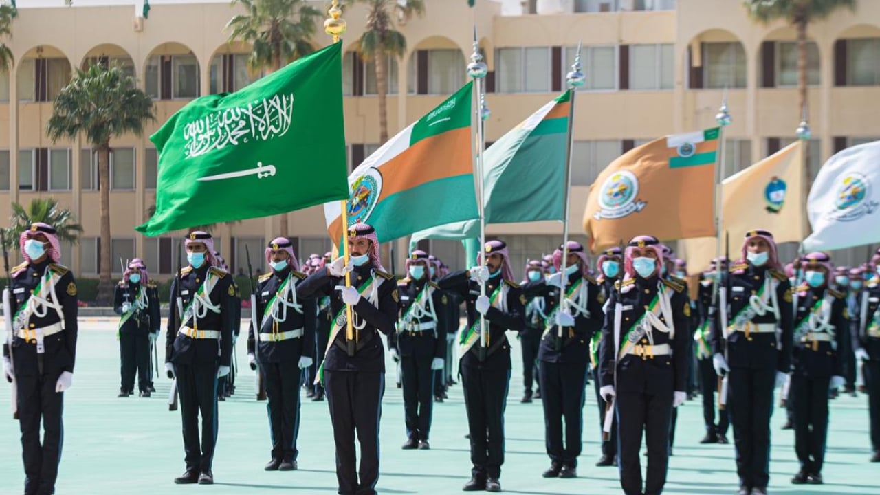 
كلية الملك خالد العسكرية تعلن نتائج القبول للضباط الجامعيين