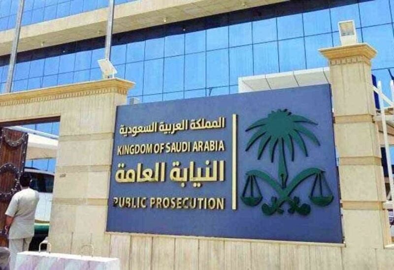 النيابة العامة: سجن وافد عربي 5 سنوات لنقل متسللين إلى المملكة مقابل 15 ألف ريال 