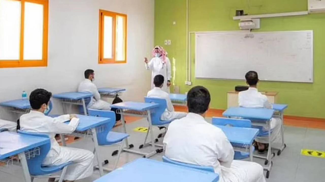 بعد إصابة طالب في مشاجرة.. استشاري: يجب تفعيل دور التوعية الصحية بين الطلاب