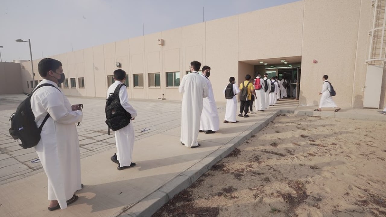 بنهاية دوام اليوم.. بدء أول إجازة مطولة للطلاب بالعام الدراسي
