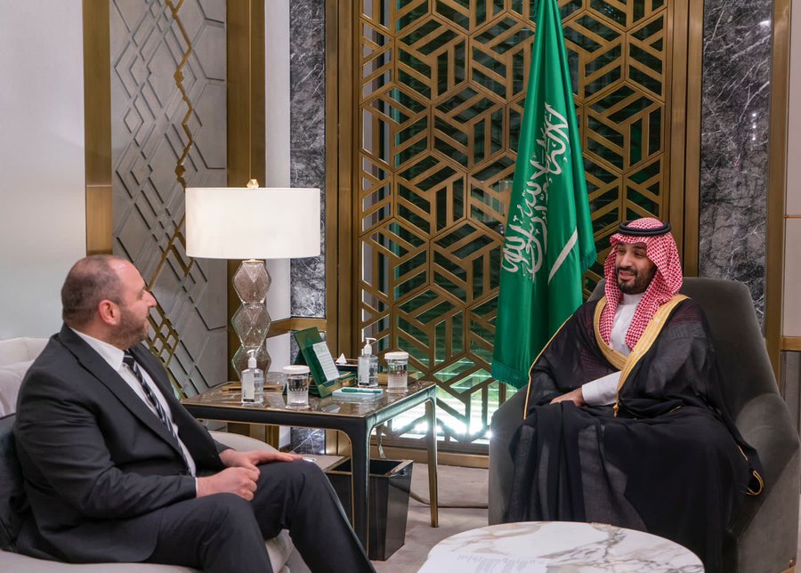 ولي العهد يؤكد دعم المملكة لكافة الجهود لحل الأزمة الأوكرانية سياسياً