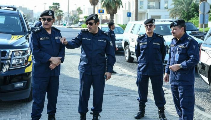 الكويت.. ضبط شرطي لاستخدامه القوة بأحد مراكز التسوق

