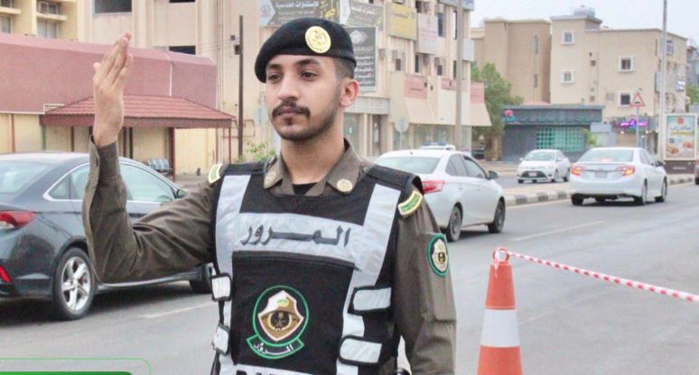 «المرور»:  يجوز للزائر القيادة بالرخصة الدولية أو الأجنبية سارية المفعول