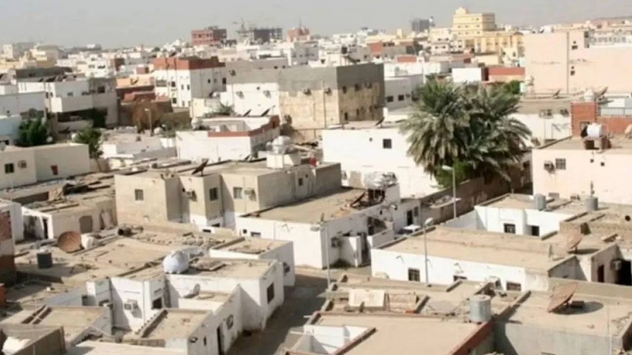 إمارة مكة: أكثر من 95 ألف خدمة مجانية لسكان عشوائيات جدة منذ بدء الإزالة