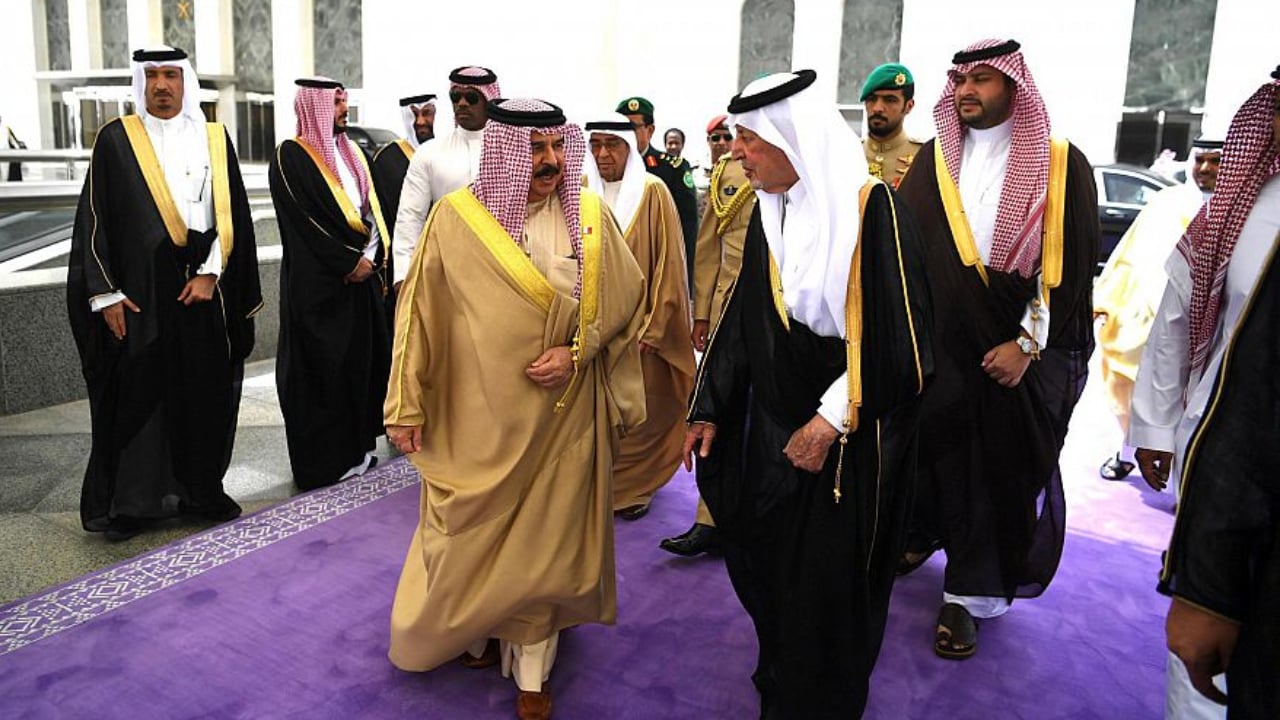 ملك البحرين يغادر جدة بعد زيارة للمملكة 