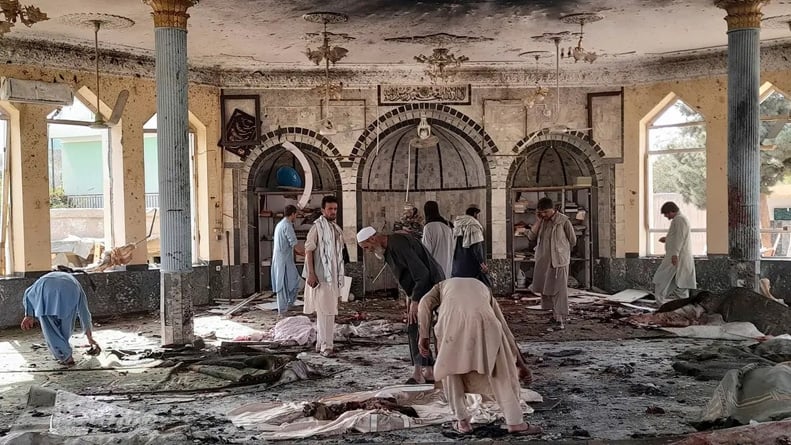 «التعاون الإسلامي» تندد باستهداف مسجد بأفغانستان: يقوض الاستقرار والأمن الاجتماعي
