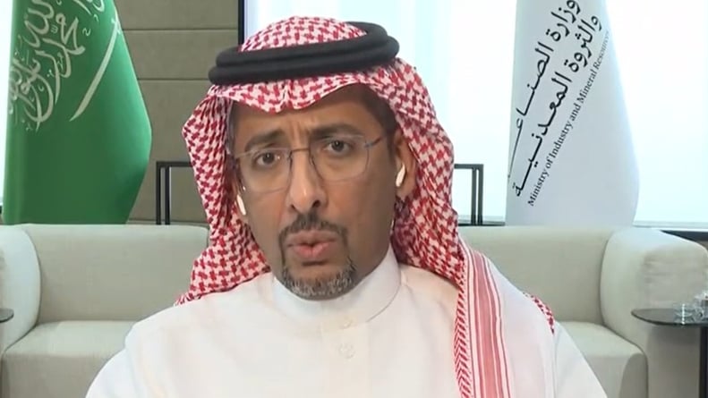 الخريف: الإستراتيجية الوطنية للصناعة ترفع مساهمة القطاع في الناتج المحلي إلى 900 مليار ريال
