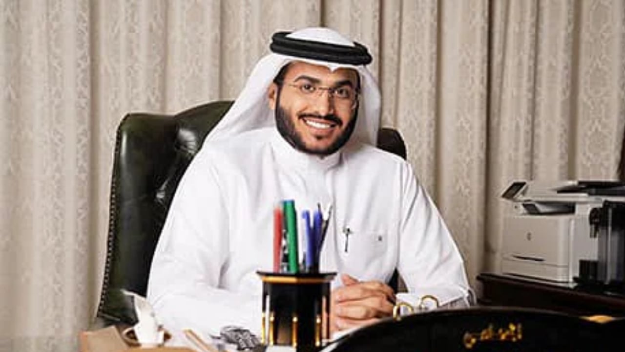 محامٍ يوضح حالات لا يسري عليها عقوبات الإعلان دون ترخيص عبر وسائل التواصل