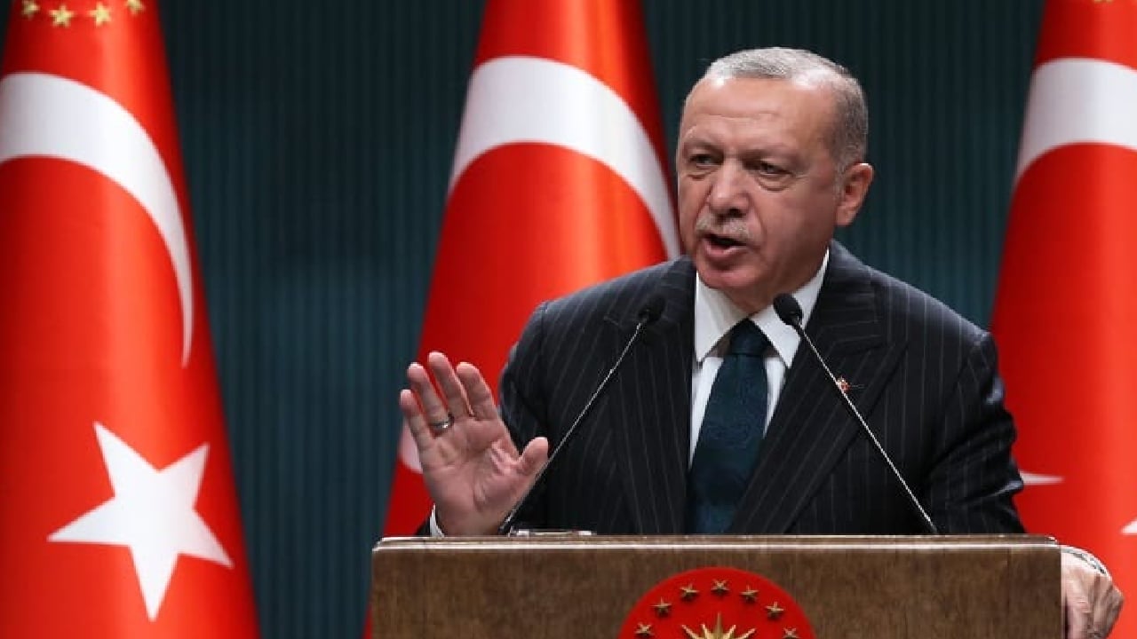 أردوغان: سنبدأ على الفور بناء مركز نقل الغاز الروسي إلى أوروبا
