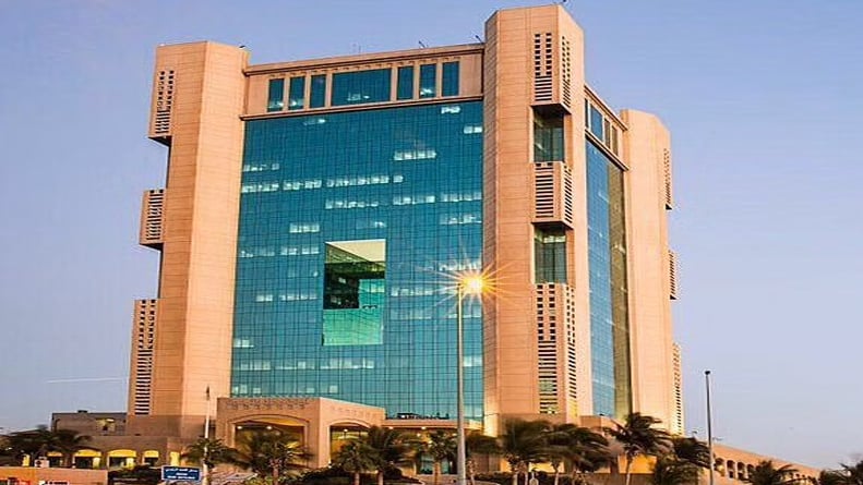 أمانة جدة ترصد 5,214 مخالفة مباني خلال الشهر الماضي

