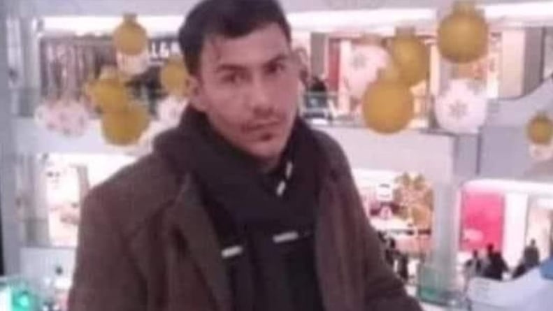 فيديو صادم.. أردني يوثق اللحظات الأخيرة في حياته قبل وفاته بالصحراء
